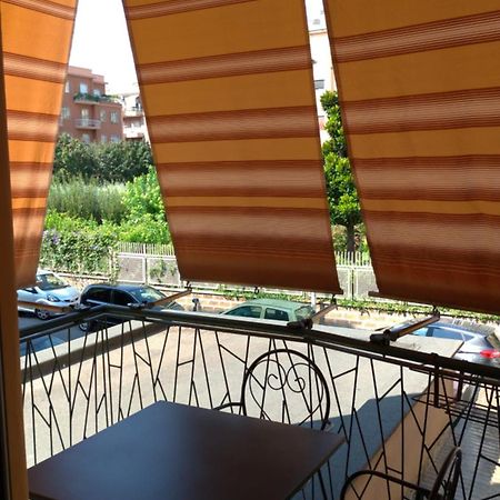 Casa Di Rosita Lägenhet Rom Exteriör bild